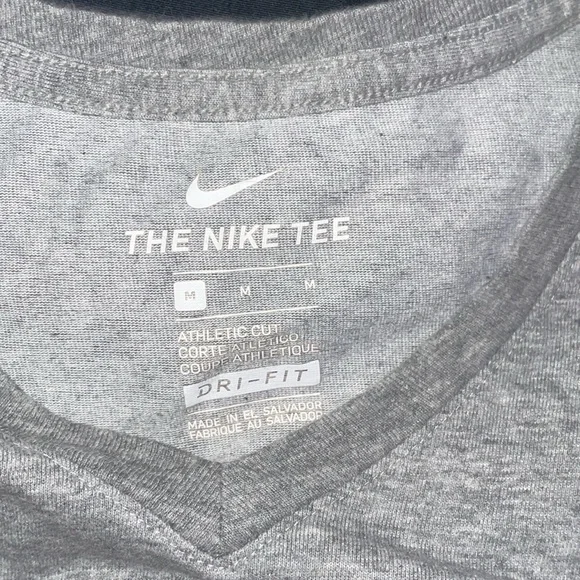 Nike Men's Legend 2.0 Short Sleeve V-Neck T Shirt - Picture 3 of 10